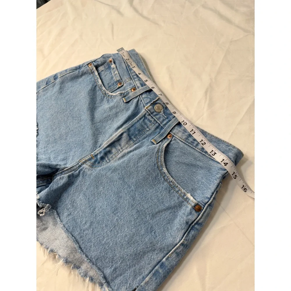 Levi's‎ 501 High Rise Cut Off Denim Shorts Womens 27 Light Mid Wash Button Fly